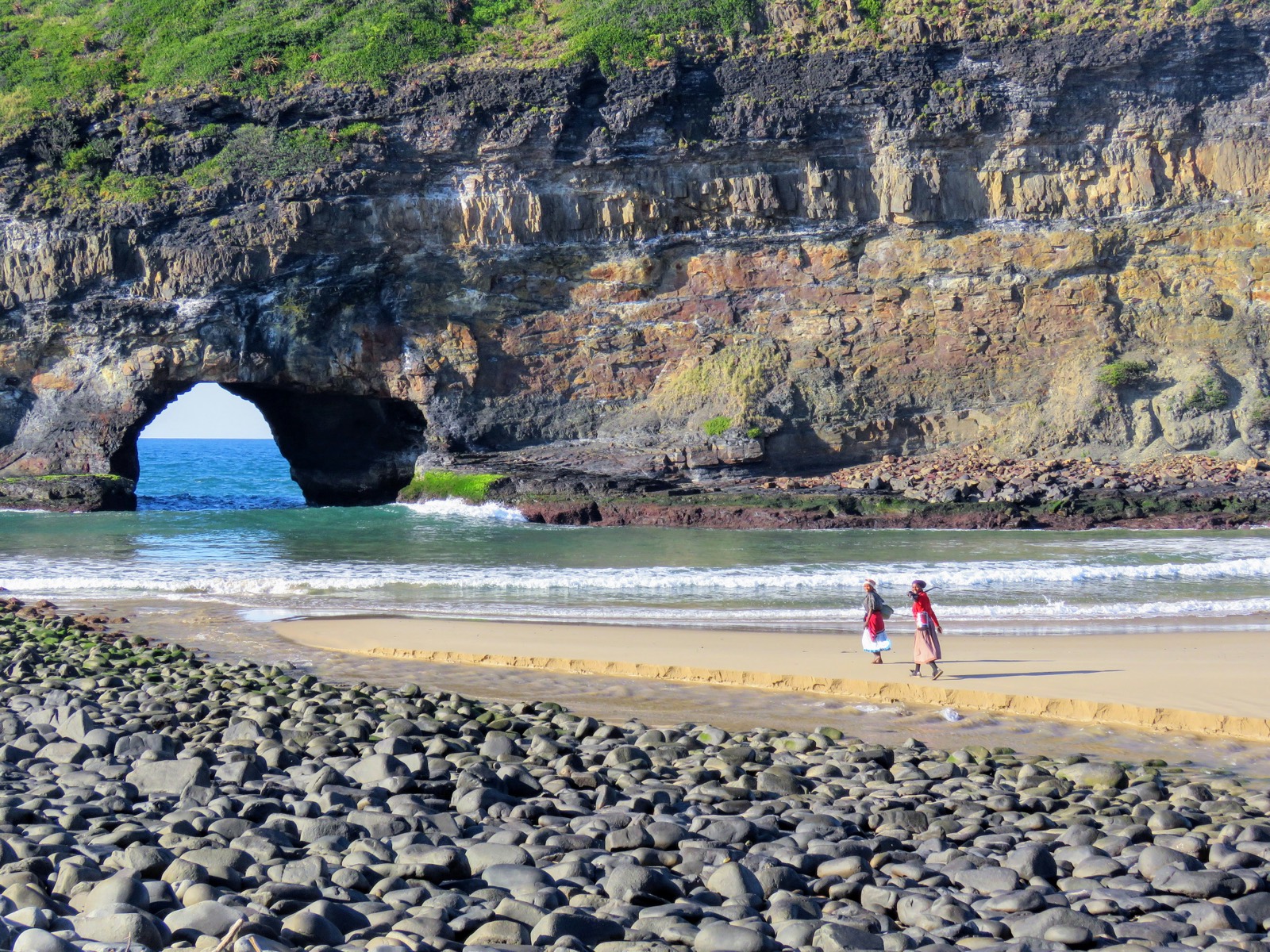 Hole-in-the-Wall Hike - Photo 4